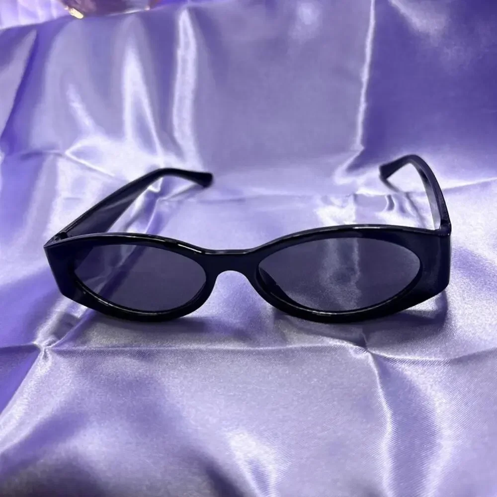 Black narrow oval sunglasses Minimalist Furutistic Y2K